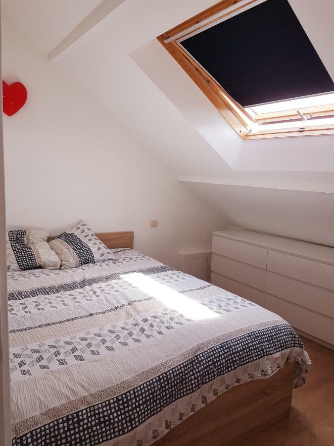Sw Cosy Apart - Chambly Persan Roissy Exteriér fotografie